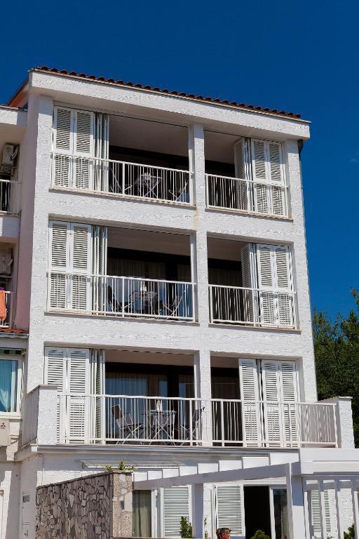 Apartments Casa Bianca Цриквеница Экстерьер фото